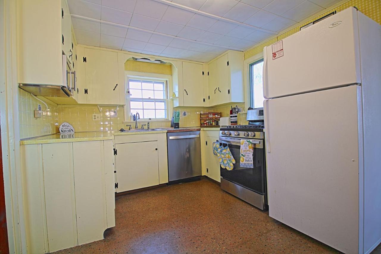 Lofted Cape Cottage By Leavetown Vacations Саут Ярмут Екстериор снимка